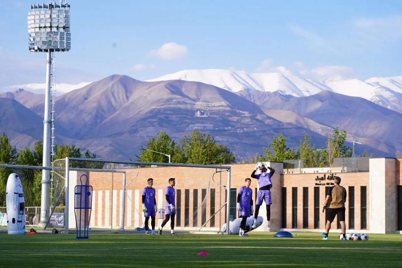 برگزاری تمرین تاکتیکی ملی‌پوشان در پک