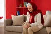 وقتی سالمند در خانه تنهاست، چه خطراتی سلامت او را تهدید می‌کند؟
