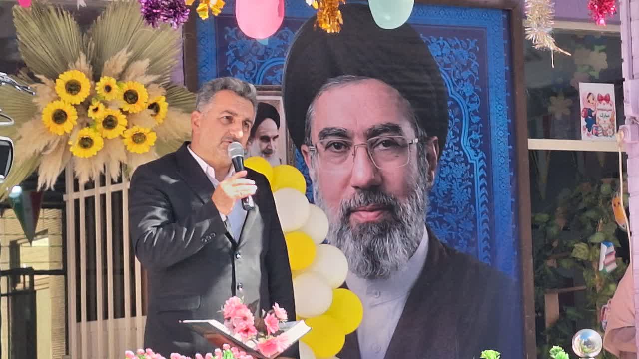 جشن شکوفه ها در مدارس ابتدایی استان قزوین برگزار شد 