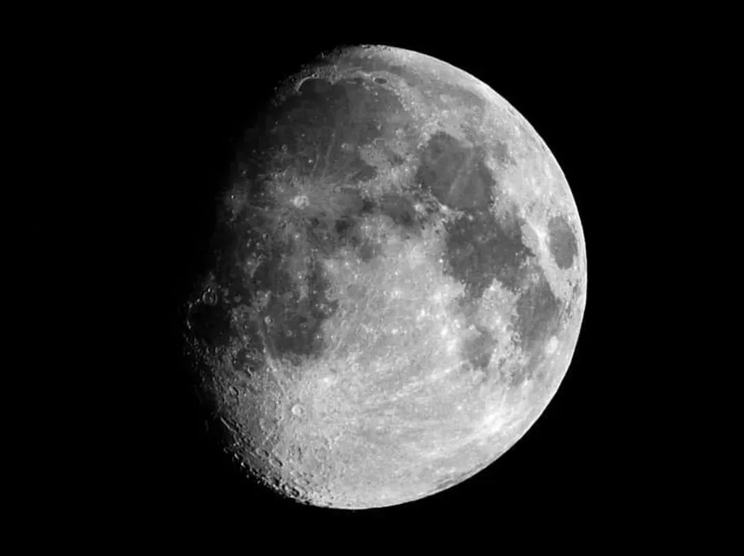 جدیدترین کشف ناسا از ماه: انباشت تدریجی آب در طی میلیارد‌ها سال انباشته شده است