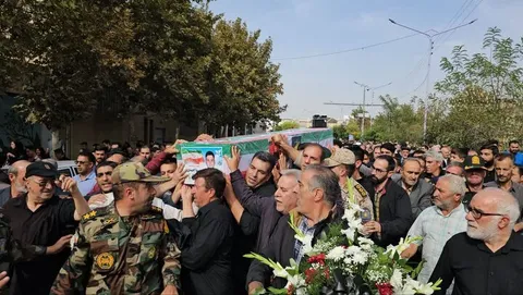 پیکر مطهر شهید سینا احمدی در خوی تشییع شد