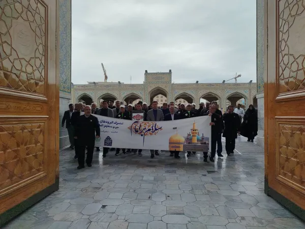 تشرف کاروان جاده ولایت به حرم مطهر رضوی پیش از آغاز سفر