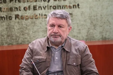 معلمان در دوران جنگ اجازه ندادند جریان آموزش متوقف شود