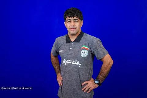باوفا: با ۹ نفر بر بام آسیا ایستادیم