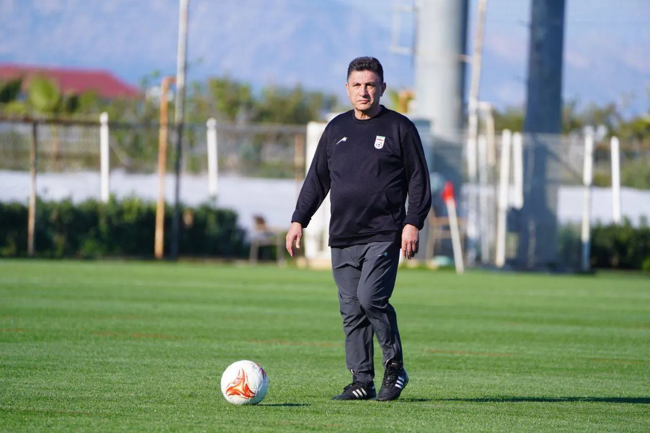 حضور امیر قلعه‌نویی در اجتماع مردمی قائمشهر + فیلم