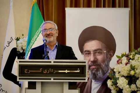 شهردار کرج: آتش‌نشانان در سخت‌ترین بحران‌ها ایستادند