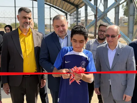 زمین چمن مصنوعی اختصاصی فوتبال نابینایان در یزد افتتاح شد