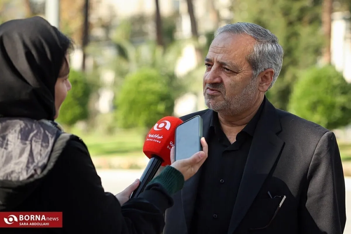 وزیر آموزش و پرورش خبر داد: جمع آوری تمام مدارس کانکسی دارای بیش از ۱۰ دانش‌آموز تا پایان دولت چهاردهم