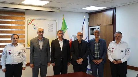 استاندار لرستان خبر داد: ۲۰ دستگاه آمبولانس به ناوگان اورژانس استان اضافه می‌شود/ موافقت با احداث یک پایگاه جدید اورژانس 