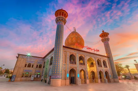 فراخوان جذب خادم افتخاری در حرم مطهر حضرت سید علاءالدین حسین (ع) شیراز