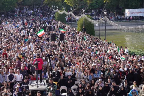 برندگان ۳۱۳ دستگاه دوچرخه همایش بزرگ پیاده‌روی خانوادگی تبریز مشخص شدند