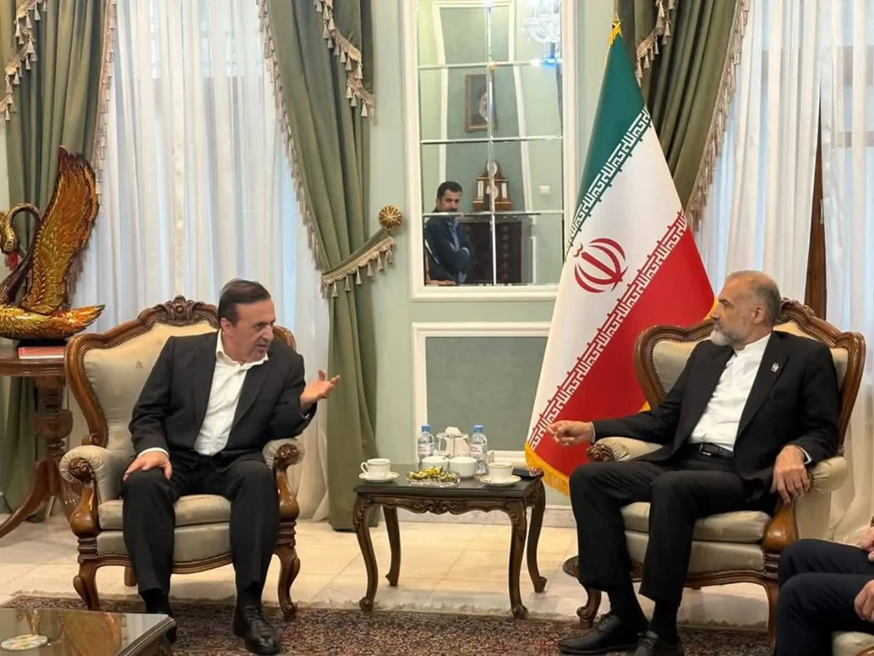استاندار قزوین با سفیر ایران در روسیه دیدار کرد