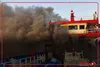 حداقل ۵ کشته و ۴۱ مفقود در پی آتش گرفتن یک کشتی در اندونزی