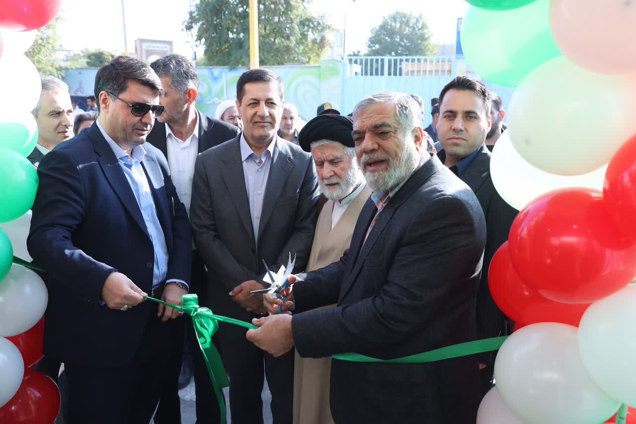 تعامل ومدیریت شهری واجرای پروژههای عمرانی شهرداری خاکعلی الگویی برای سایر شهرهاست تعامل ومدیریت شهری واجرای پروژههای عمرانی شهرداری خاکعلی الگویی برای سایر شهرهاست
