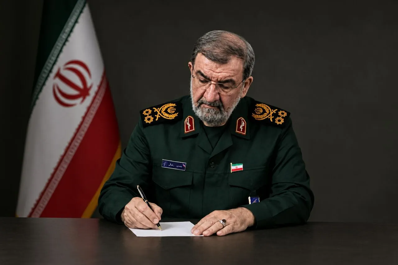 سرلشکر رضایی: ملت ایران اجازه نداد تاریخ اشغال و مداخله خارجی تکرار شود