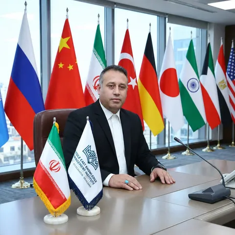 خبرنگار هیبریدی و ضرورت بازتعریف جایگاه رسانه ‌نگار پیشرو