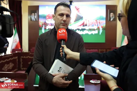 میراسماعیلی: دنیامالی اتحاد را در جامعه ورزش حفظ کرد؛ وزیر ورزش در روزهای جنگ، لباس نظامی بر تن داشت