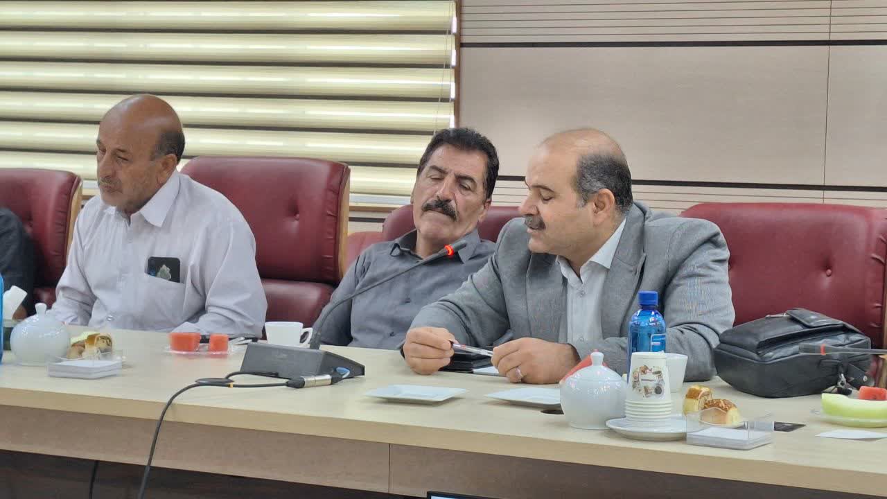 ۵۰ هزار واحد صنفی در استان قزوین فعالیت می کنند ۵۰ هزار واحد صنفی در استان قزوین فعالیت می کنند