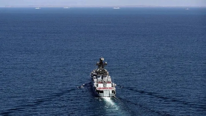 Report: Iran fully prepared for any scenario in Hormuz Strait