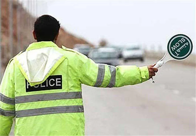 محدودیت موقت تردد در محور هراز به دلیل ریزش سنگ