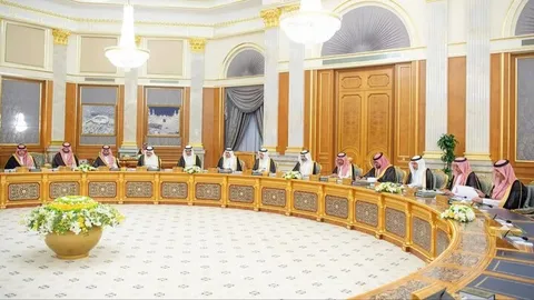 استقبال هیات دولت عربستان از توافق ایران و آمریکا