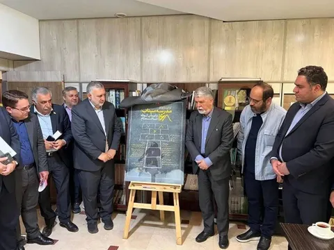 وزیر فرهنگ از «جایزه بین‌المللی داستان ۶ کلمه‌ای مدرسه میناب» رونمایی کرد