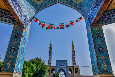 مرکزی ایران؛ روایت تصویری سرزمین مفاخر، طبیعت و صنعت