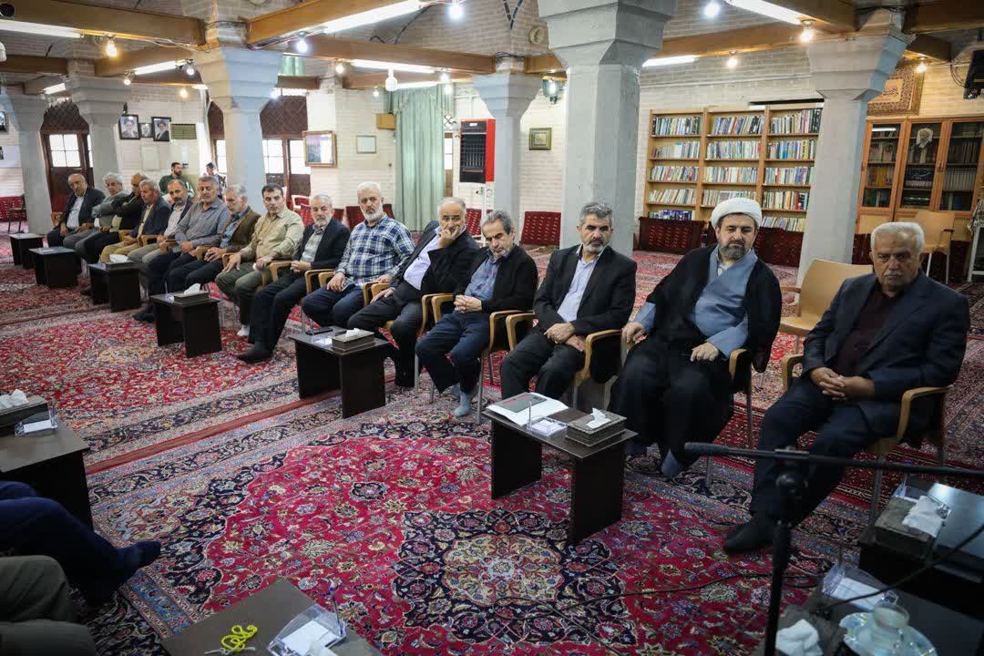 مشکلات بازار و اصناف قزوین با تشکیل کمیته تخصصی پیگیری می‌شود