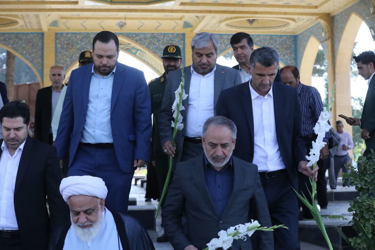 تاکید معاون اقتصادی استاندار قزوین بر تداوم راه شهدا 