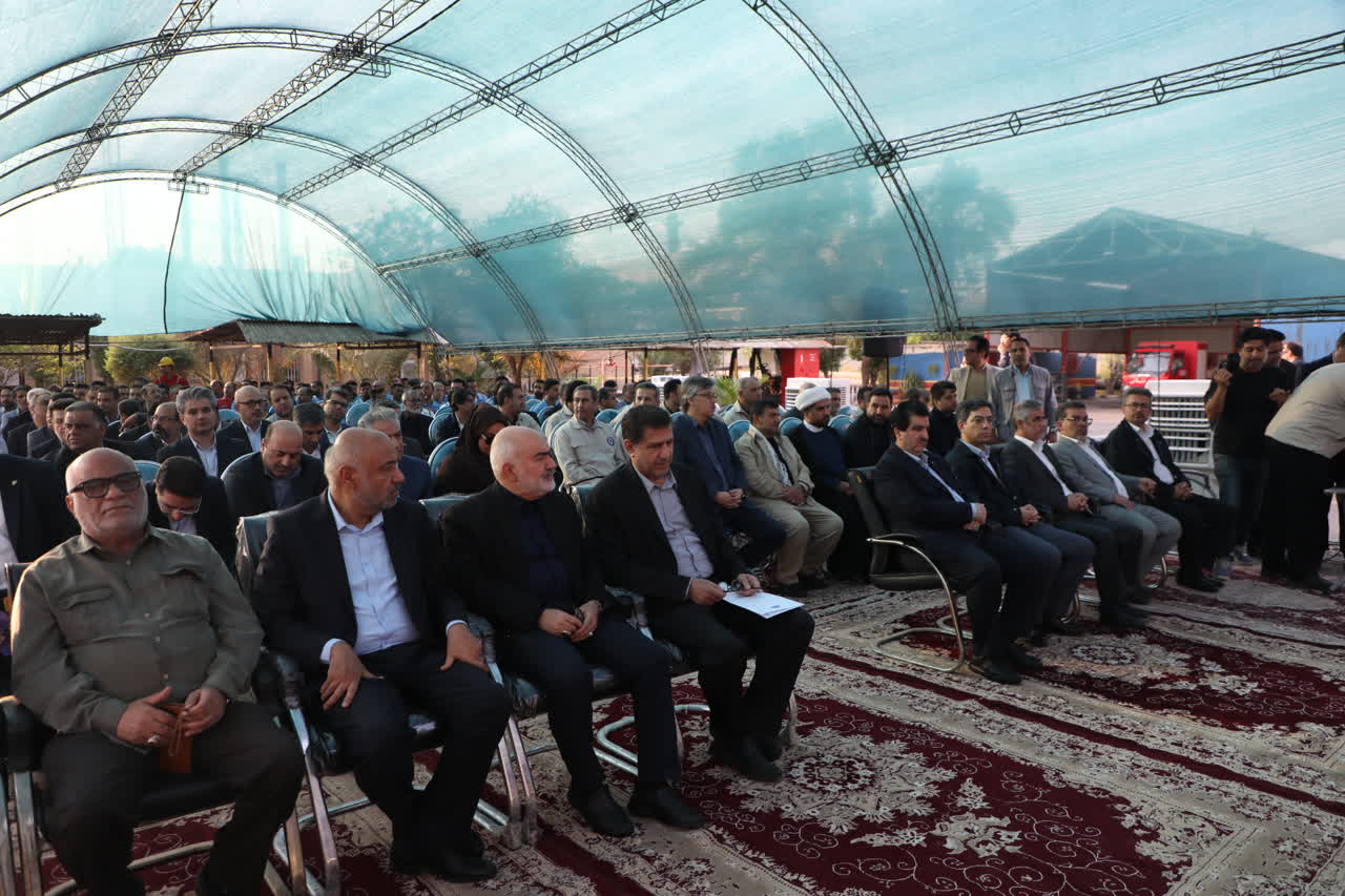 وزیر کار: اسلام بعد از صلح حدیبیه جهانی شد / احیای پالایشگاه ایرانول آبادان ظرفیت فرآوری و صادرات نفت پایه را تقویت میکند / پیگیری ساخت مسکن کارگری برای کارکنان شرکتهای تابعه وزارت کار در آبادان و خرمشهر وزیر کار: اسلام بعد از صلح حدیبیه جهانی شد / احیای پالایشگاه ایرانول آبادان ظرفیت فرآوری و صادرات نفت پایه را تقویت میکند / پیگیری ساخت مسکن کارگری برای کارکنان شرکتهای تابعه وزارت کار در آبادان و خرمشهر