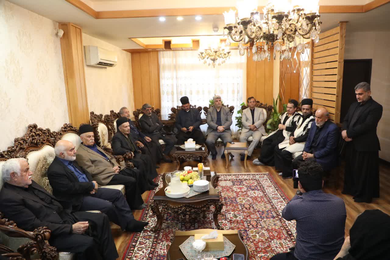 تجلیل استاندار خوزستان از اقدام فداکارانه خانواده بابادی در اهدای اعضای بدن فرزنشان؛ موالی‌زاده: نام امیرحسین در زمره شهیدان گران‌قدر ثبت می‌شود