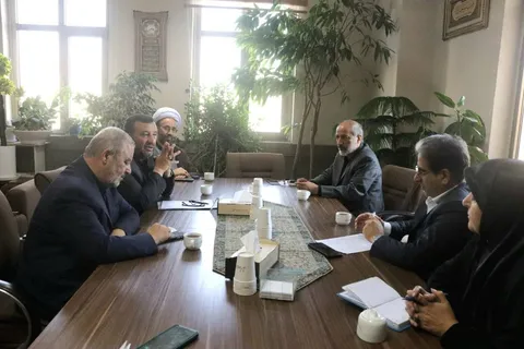 فلسفه و علوم عقلی باید برای مسائل امروز جامعه راهکار ارائه دهند