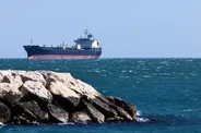 Oil minister: Iran's oil exports continue without interruption