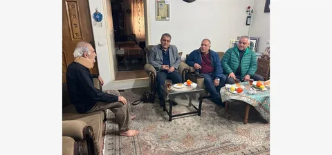 نماینده فدراسیون کشتی بر بالین پیشکسوت سرشناس