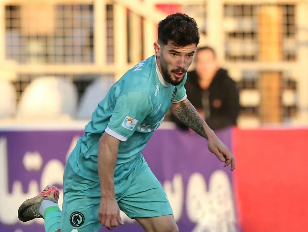 نجفی: روی ضربات ایستگاهی مهارت ویژه‌ای دارم/ پیکان بهترین مسیر برای پیشرفت بازیکنان جوان است