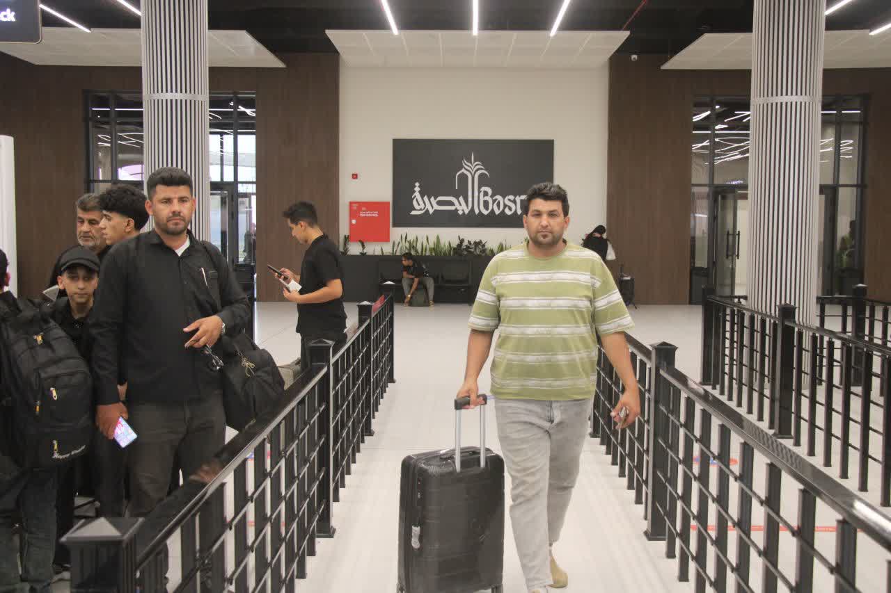 تسهیل تردد در دو سوی مرز؛ ۶۰ گیت گذرنامه در شلمچه عراق فعال شد تسهیل تردد در دو سوی مرز؛ ۶۰ گیت گذرنامه در شلمچه عراق فعال شد