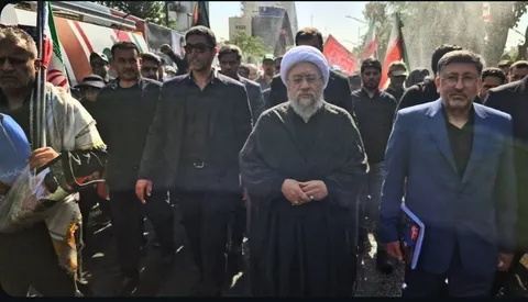 حضور رئیس مجمع تشخیص مصلحت نظام در مراسم تشییع آقای شهید ایران