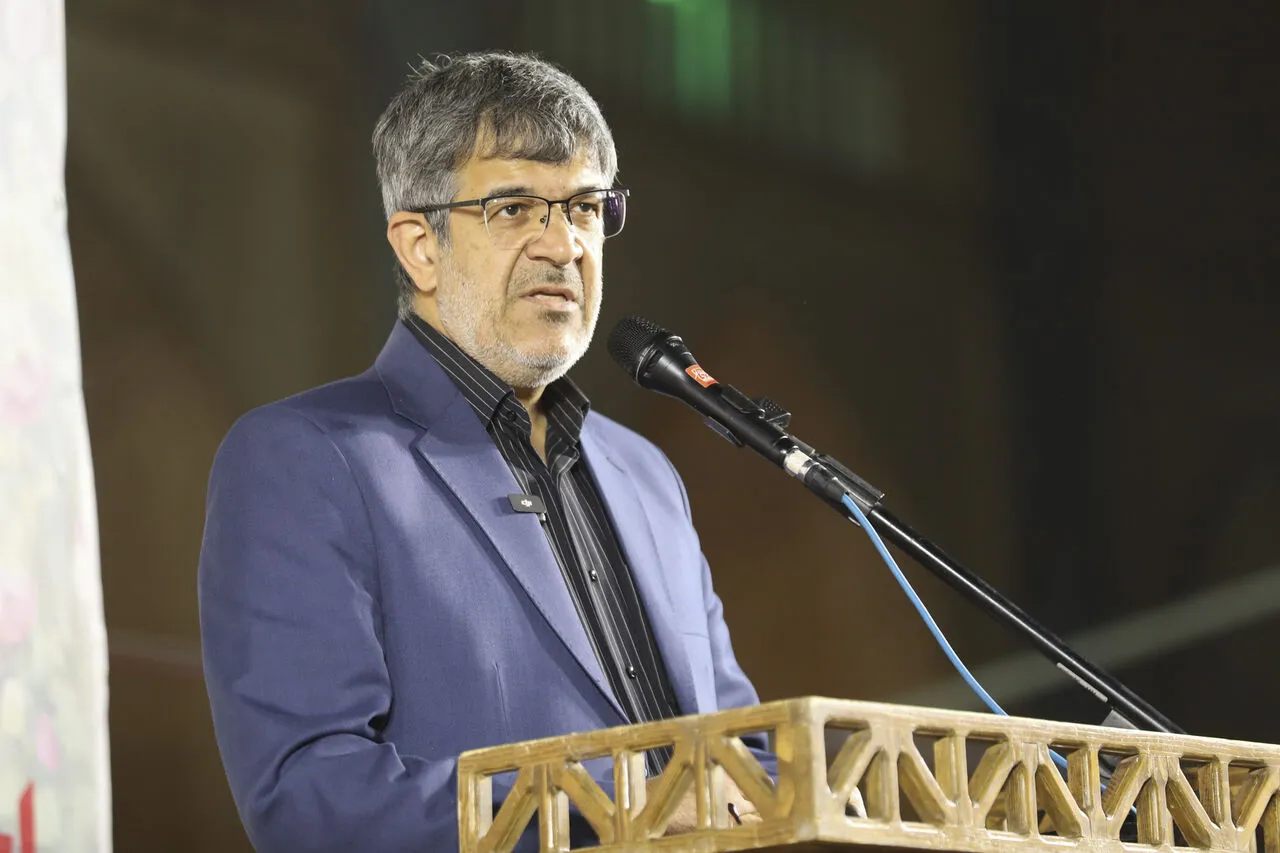 استاندار یزد از حضور شبانه مدیران ارشد استان در ۱۱ میدان اصلی شهر خبر داد