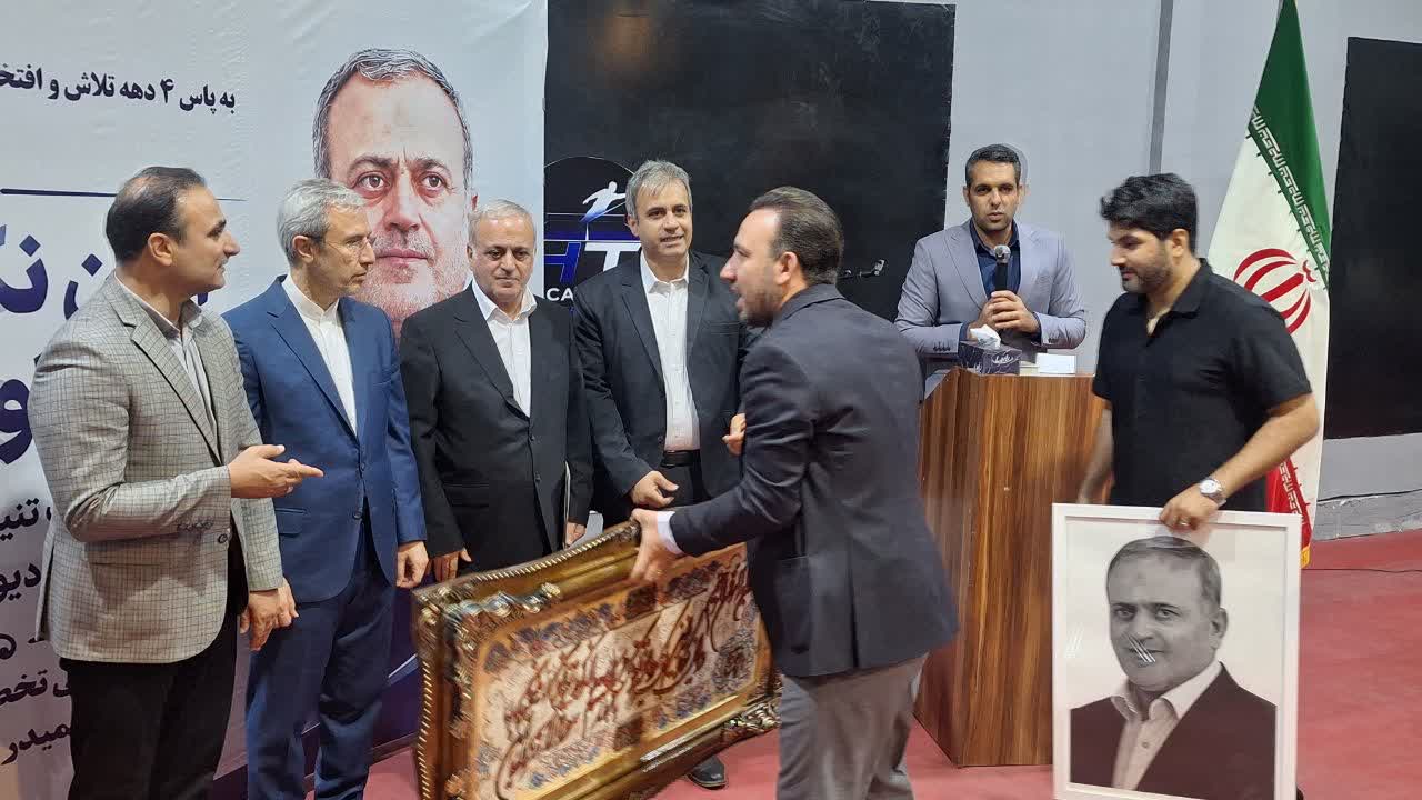 توسعه ورزش قهرمانی و همگانی تنیس روی میز در قزوین را دنبال کردیم توسعه ورزش قهرمانی و همگانی تنیس روی میز در قزوین را دنبال کردیم