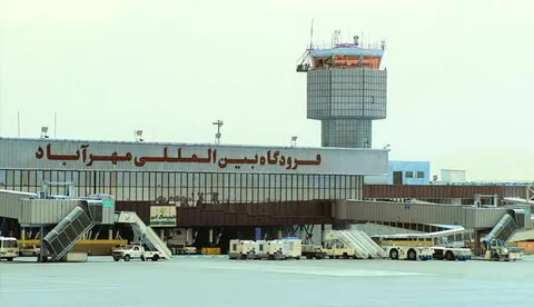 مسافران قبل از عزیمت به فرودگاه مهرآباد آخرین وضعیت پروازها را بررسی کنند