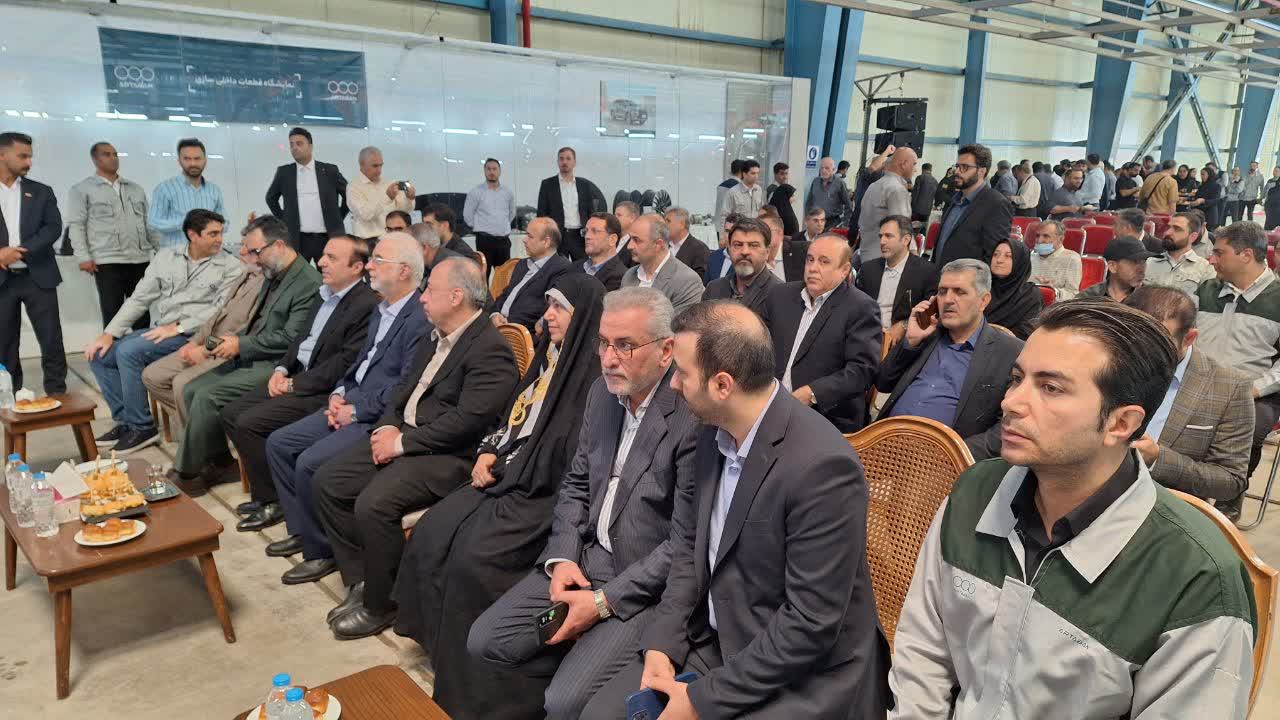 دولت باید موانع پیش روی سرمایهگذاران و تولیدکنندگان را برطرف کند دولت باید موانع پیش روی سرمایهگذاران و تولیدکنندگان را برطرف کند