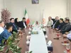 شهردار و اعضای شورای اسلامی شهر آبیک از کارکنان بهزیستی تجلیل کردند