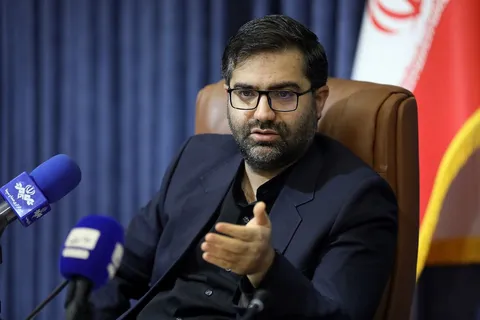 خانوارهای فاقد خودرو هم باید از سهم بنزین بهره‌مند شوند