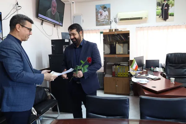 تقدیر مدیرکل ورزش و جوانان خراسان رضوی از کارکنان به مناسبت روز کارمند