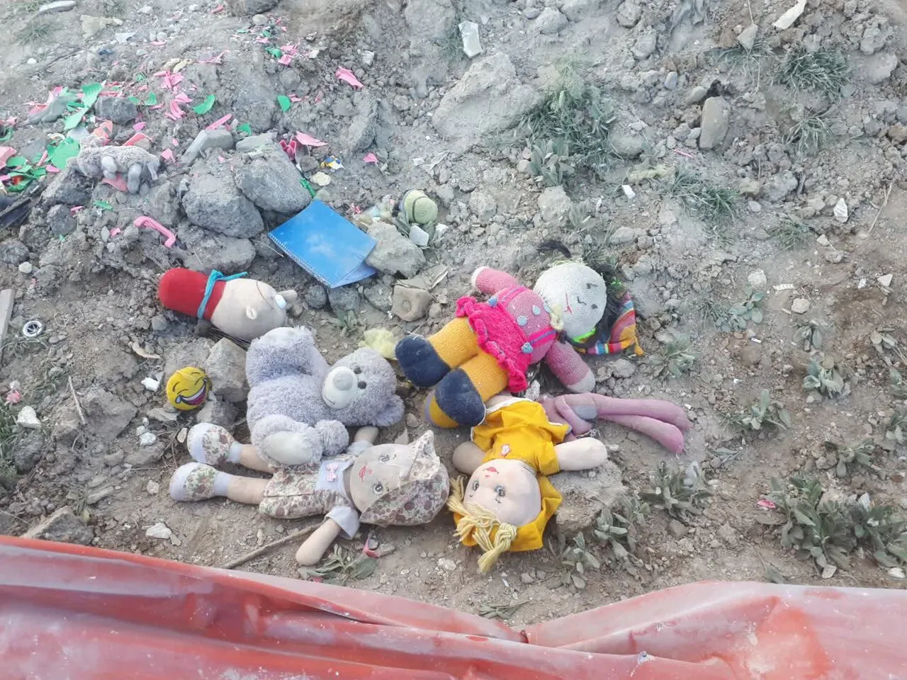 شمار شهدای حمله دشمن به منطقه مسکونی خمین به پنج نفر رسید