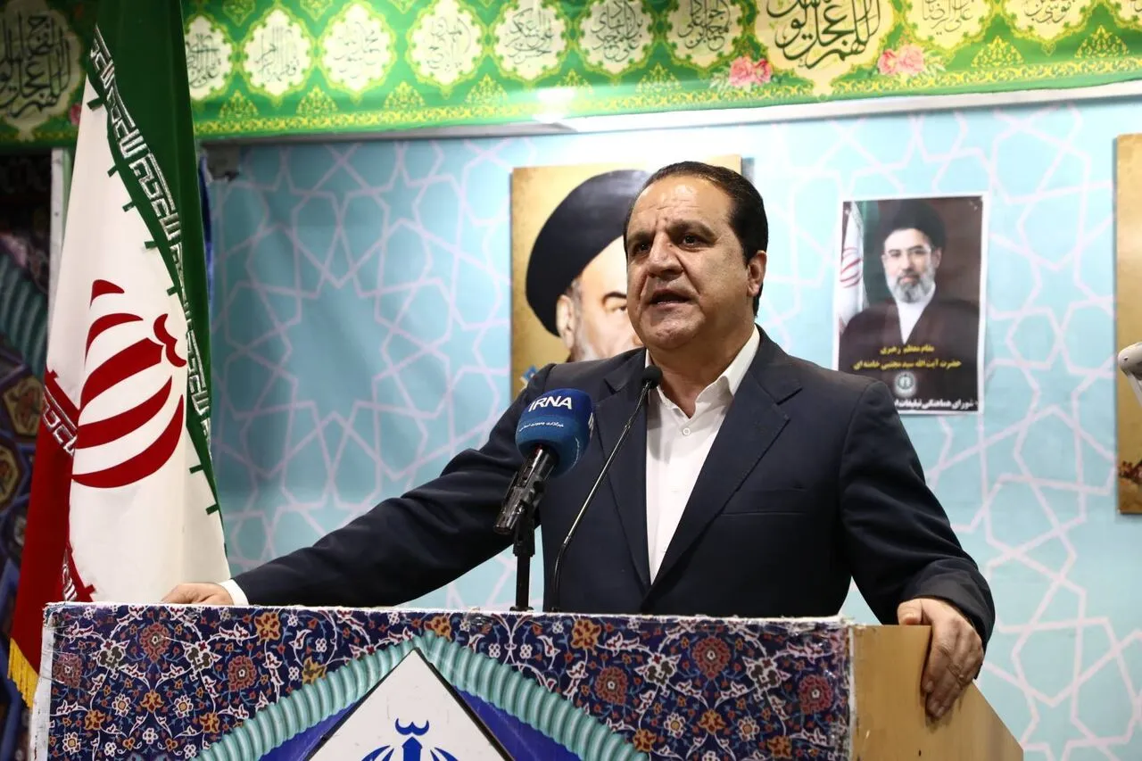 استاندار ایلام: تزلزل و ترس دشمن نتیجه استقامت ملی ایرانیان است