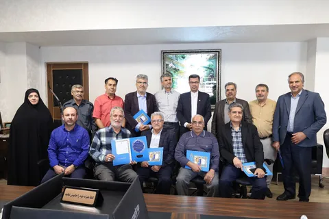 تجلیل امیر زارعی از کارکنان رزمنده اداره‌کل ورزش و جوانان خراسان رضوی
