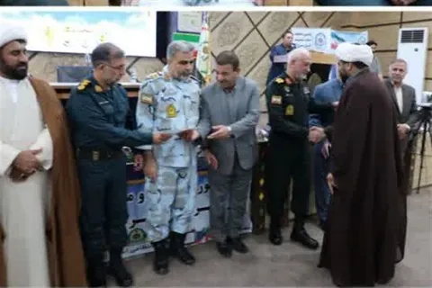 در جشنواره صدرا از ۴۱ پلیس برگزیده بوشهر تجلیل شد