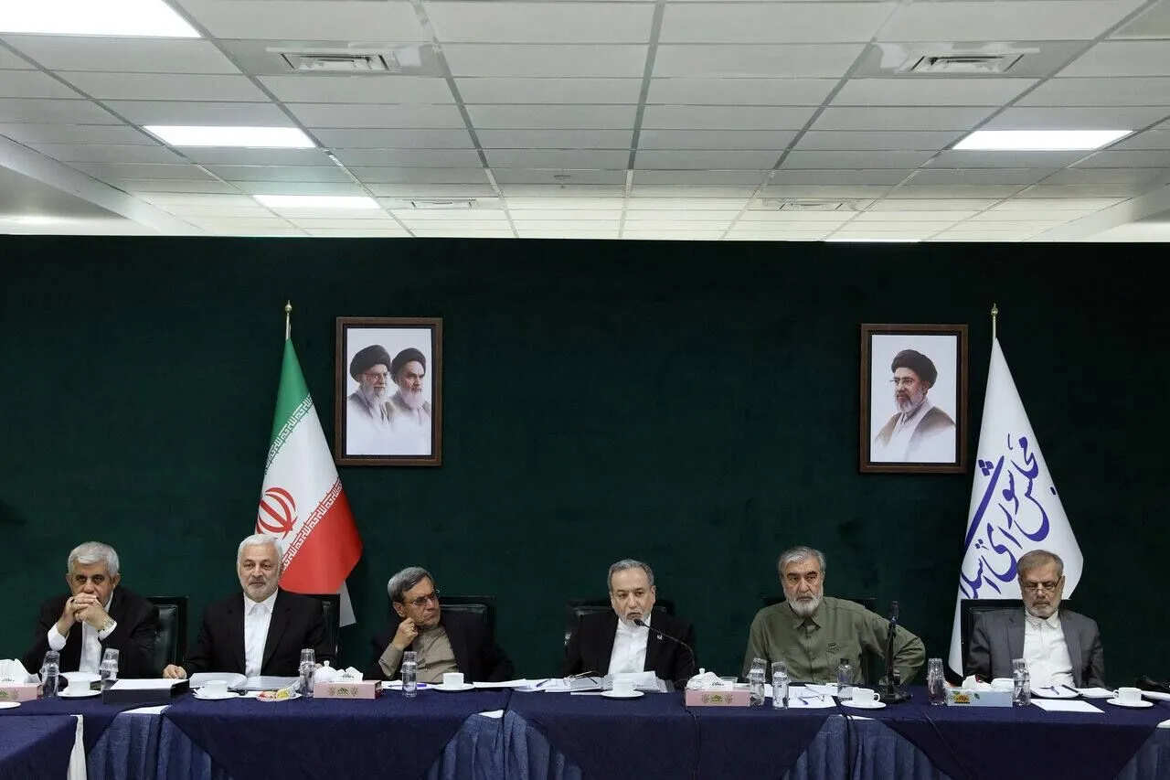 وزیر امور خارجه: هماهنگی دیپلماسی و عرصه دفاعی برای تأمین منافع ملی ادامه دارد