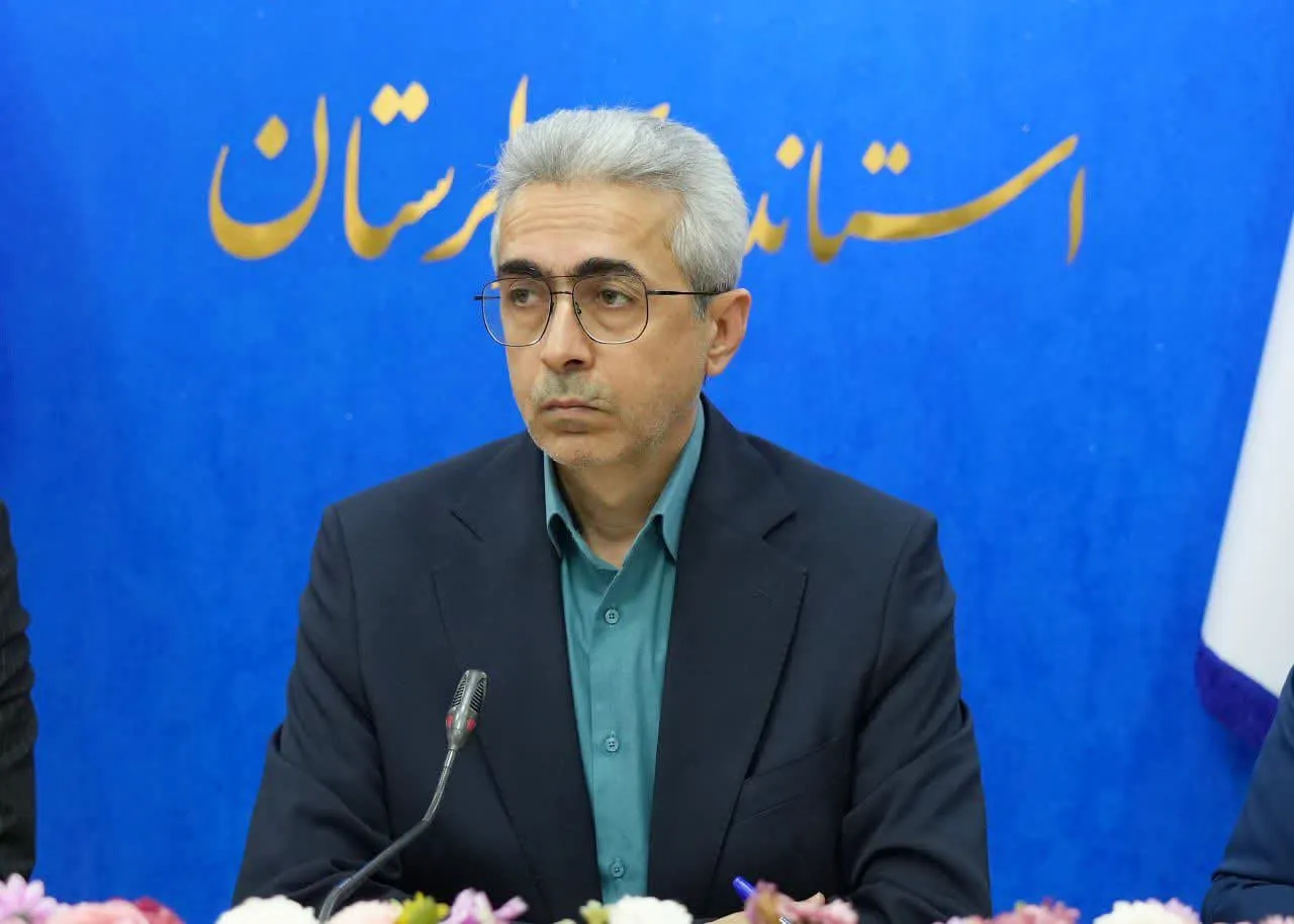 معاون اقتصادی استاندار لرستان : رصد ویژه بارهای ورودی و خروجی در لرستان/ تخفیف های نمایشگاه بهاره به صورت ویژه باشد 